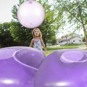 47'' Giant Bubble Ball for Adults Inflatable Fun Ball Water Injection Bubble Ball Balloons Beach Garden Ball Soft Rubber Ball for Outdoor Indoor Party (Purple)