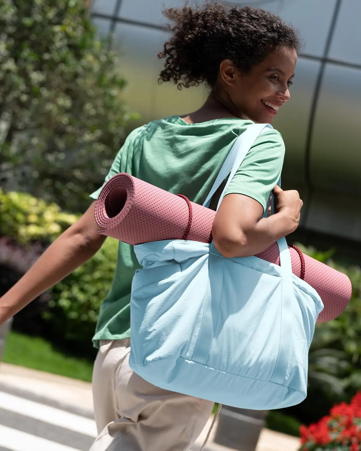 BAGSMART Tote Bag for Women with Zipper, Gym Tote with Compartments, Work Tote Nurse Dance Yoga Bag for Sport, Travel