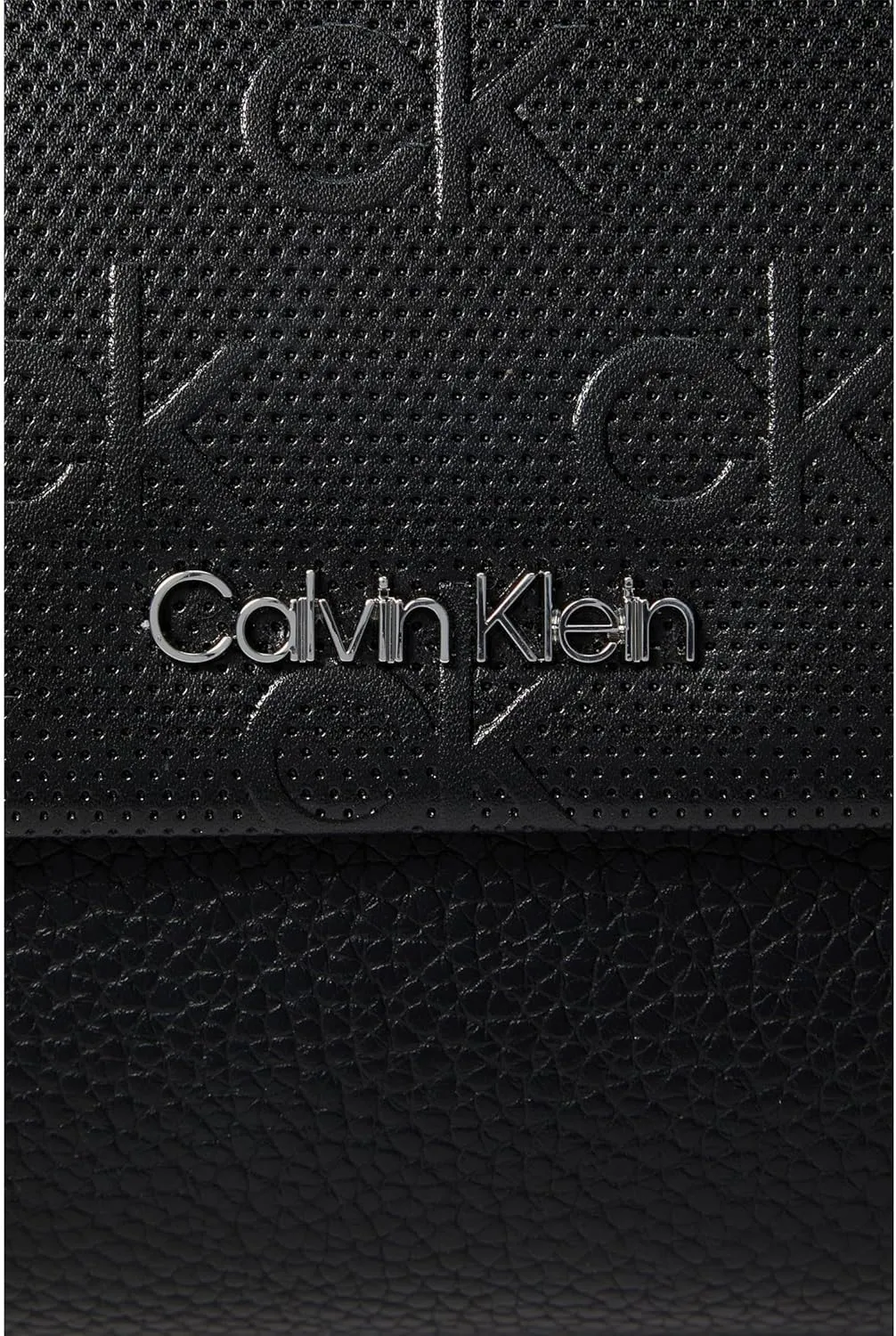 Calvin Klein Key Item Signature Crossbody