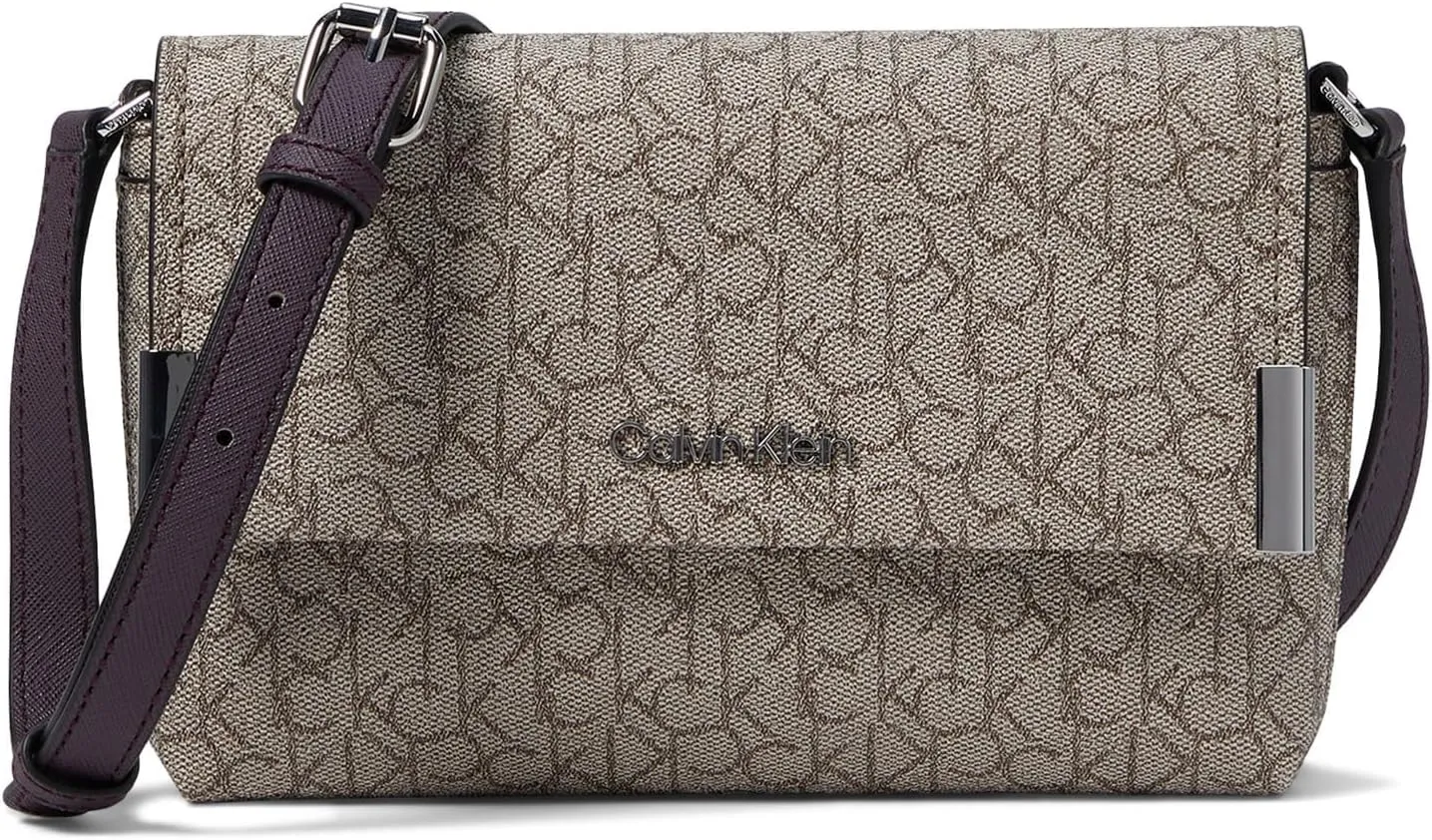 Calvin Klein Key Item Signature Crossbody
