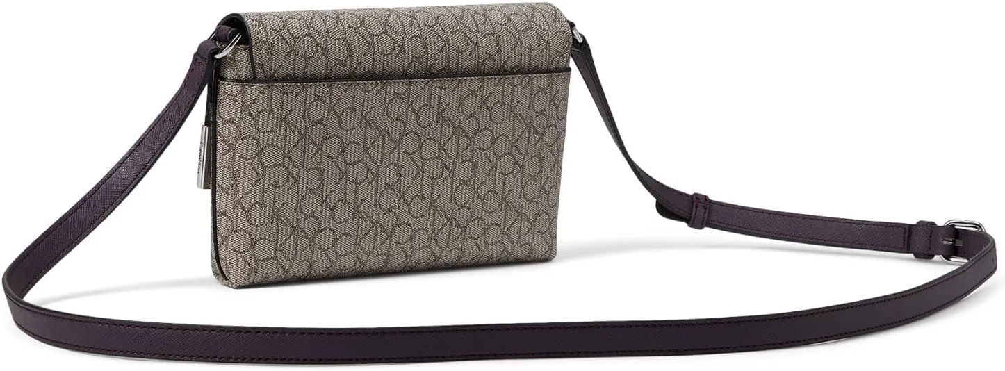 Calvin Klein Key Item Signature Crossbody