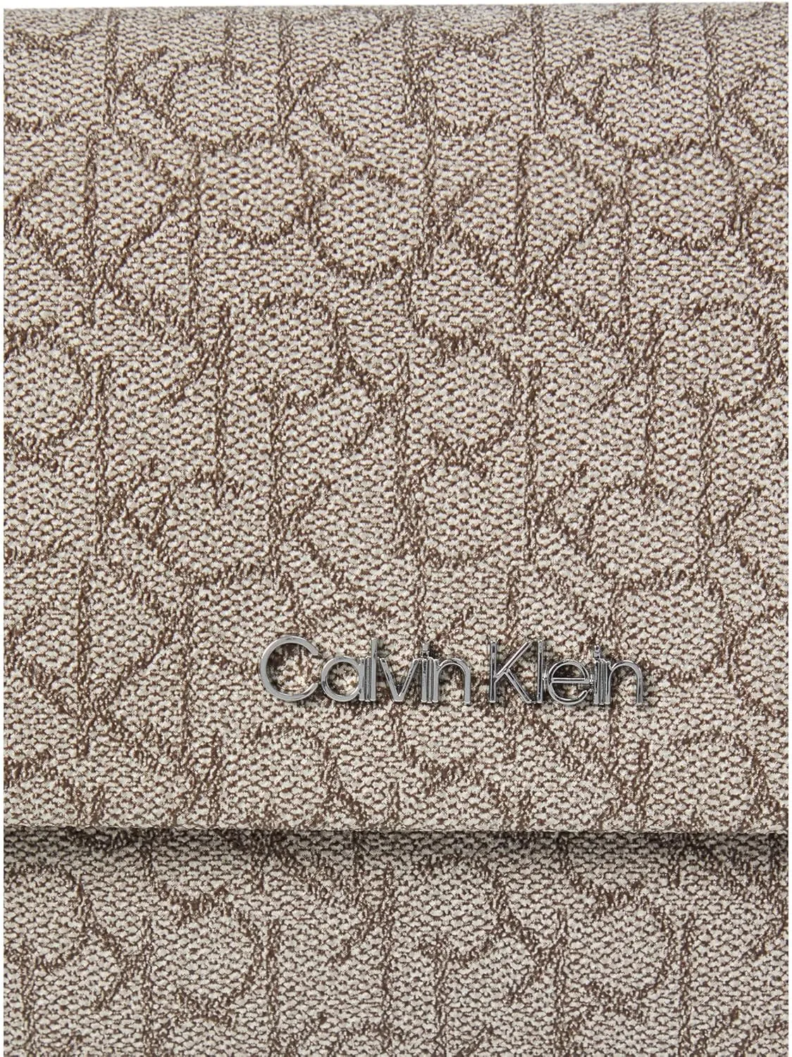 Calvin Klein Key Item Signature Crossbody