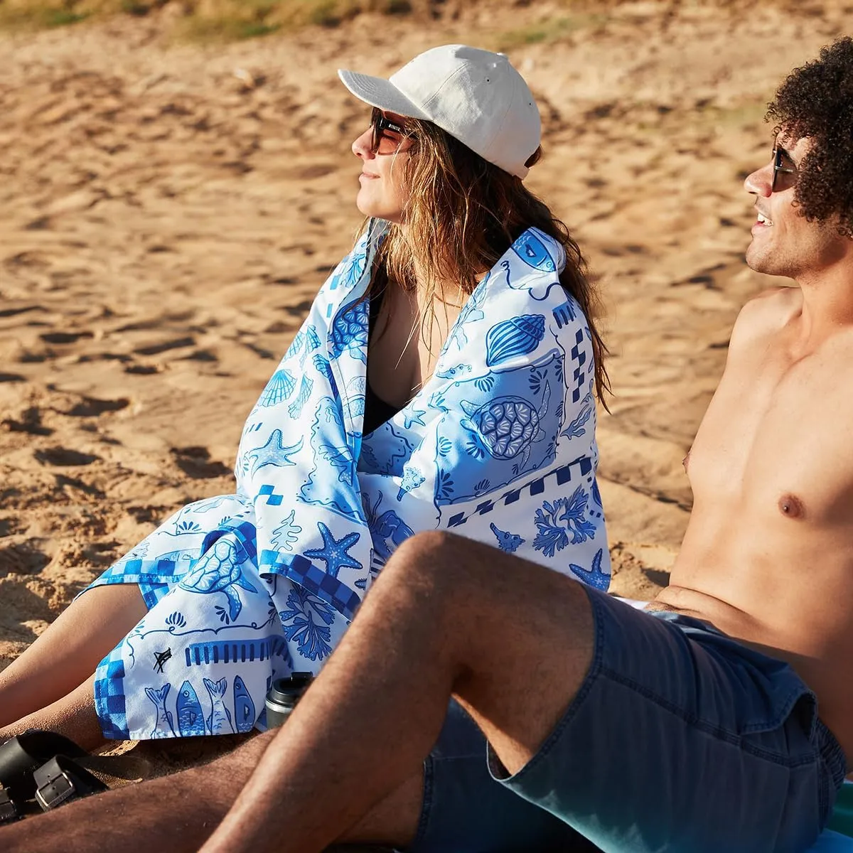 Dock & Bay Beach Towel - Quick Dry, Sand Free - Compact, Lightweight - 100% Recycled - Includes Bag - Grecian Shores - Large (160x90cm, 63x35)