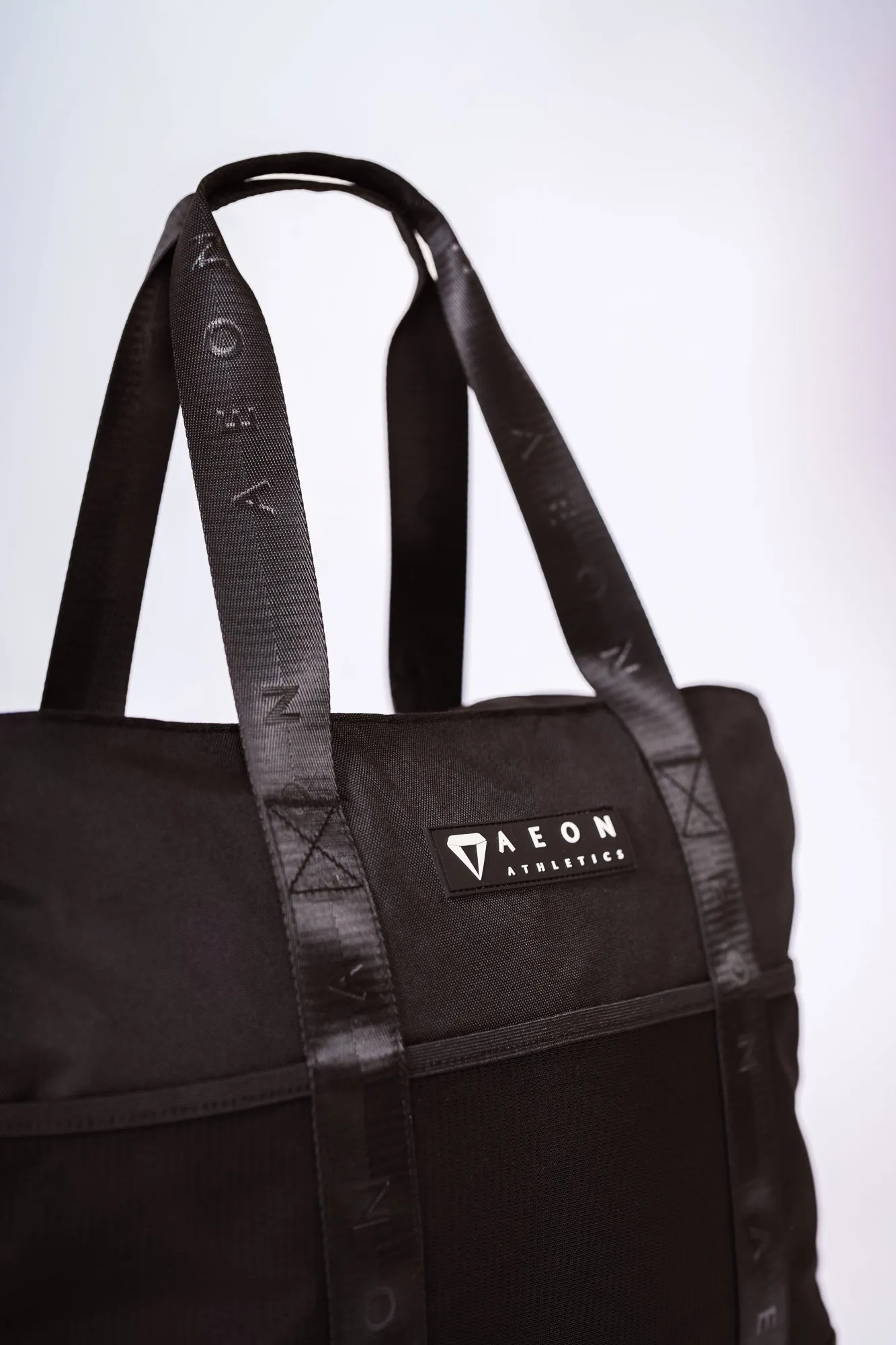 ELEVATE TOTE BAG