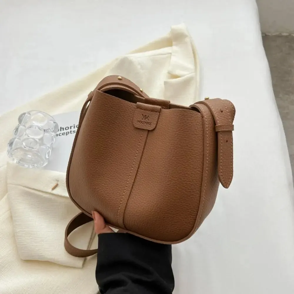 Fashion Women'S Bag Solid Color Pu Shoulder Bolsa Buckle Bucket Bag Korean High Capacity Tote Bag Inner Pouch Crossbody Bags