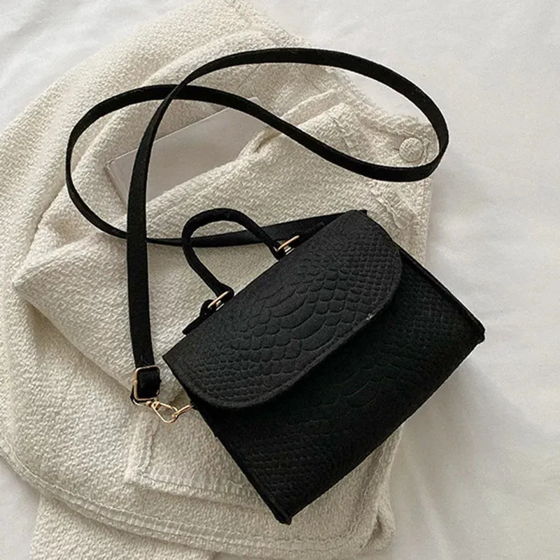 Functional New Underarm Bag Korean Spring Popular Felt Imprint Small Cross Body Bag Small Square Bag Single Shoulder Bag