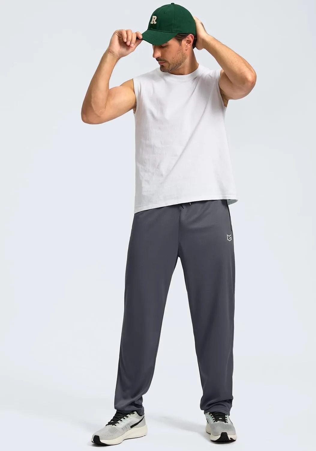 G Gradual Men's Sweatpants Mesh Lightweight with Zip Pockets Breathable Quick Dry Athletic Pants for Workout Running