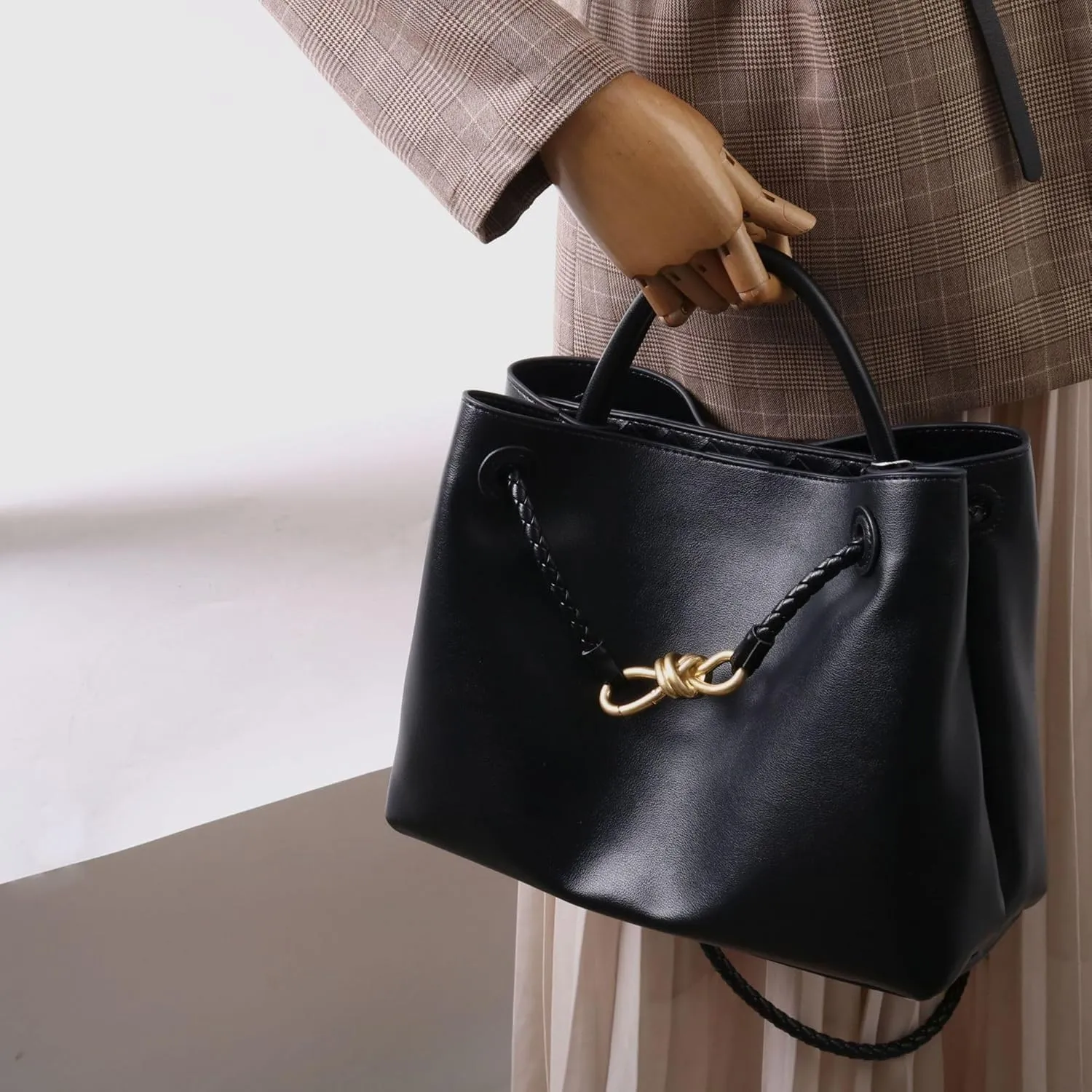 Handcrafted Premium Leather Handbag with Metal Rope Buckle, Detachable Braided Strap, Large Capacity