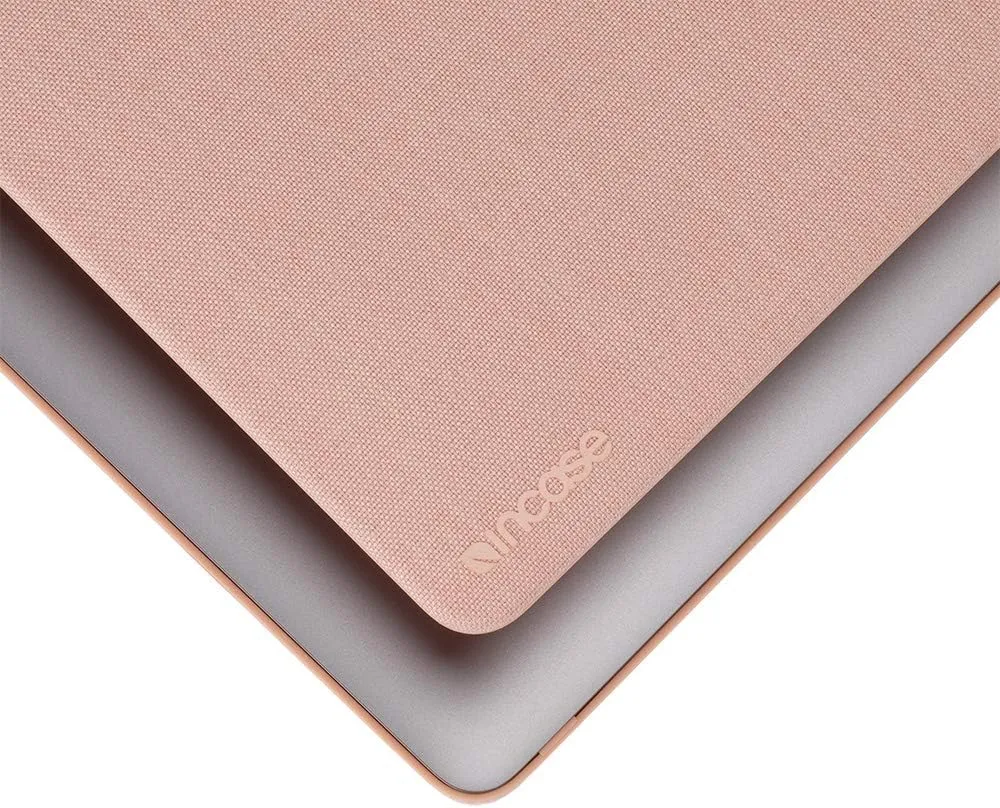 Incase Textured Hardshell Woolenex - MacBook Pro 16 inch Case - 2020, 2019 - MacBook Case, Laptop Cover, Protective Hard Shell, Scratch Resistant, Lightweight (Blush Pink)