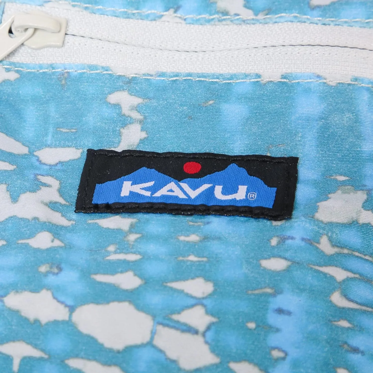 KAVU Waspusk Pouch Passport Crossbody Rope Sling