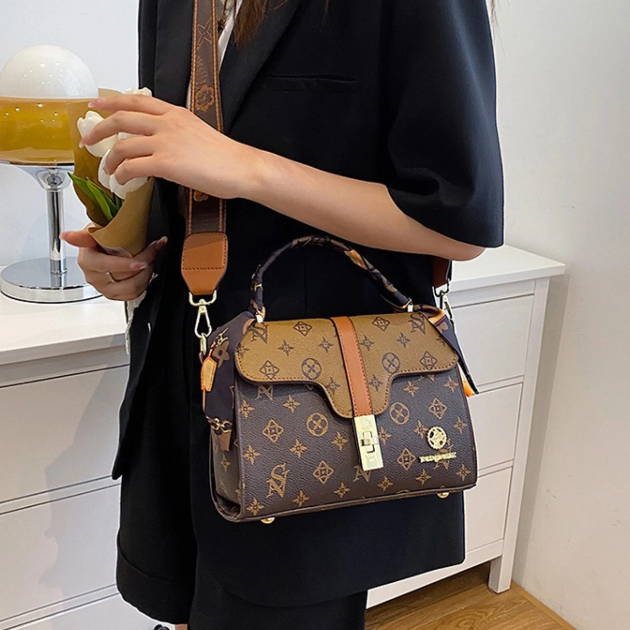 Khaki Ova Sling Bag