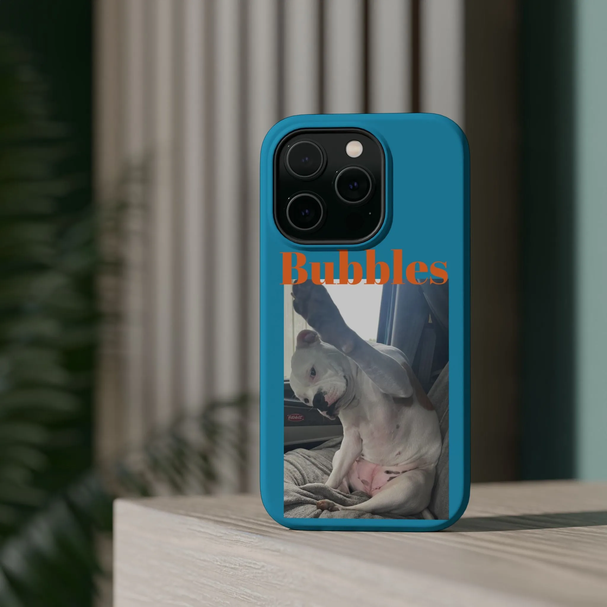 Magnetic Tough Cases Blue with Bubbles the Bulldog