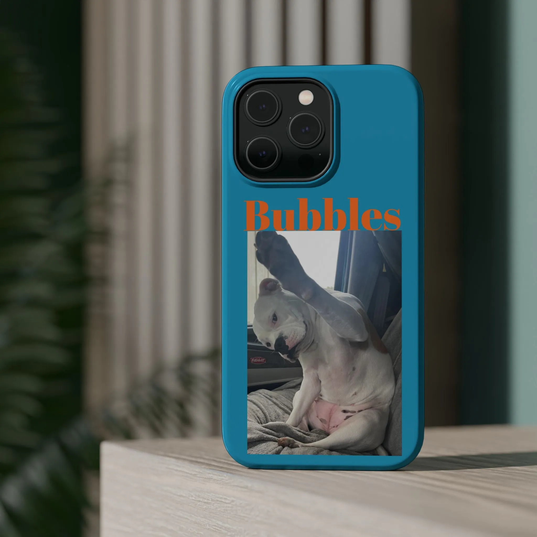 Magnetic Tough Cases Blue with Bubbles the Bulldog