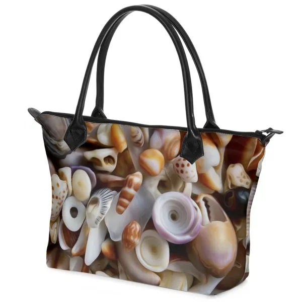 Nappa Leather Zipper  Hand Bag "Nå Pupu Makena - Makena Shells"