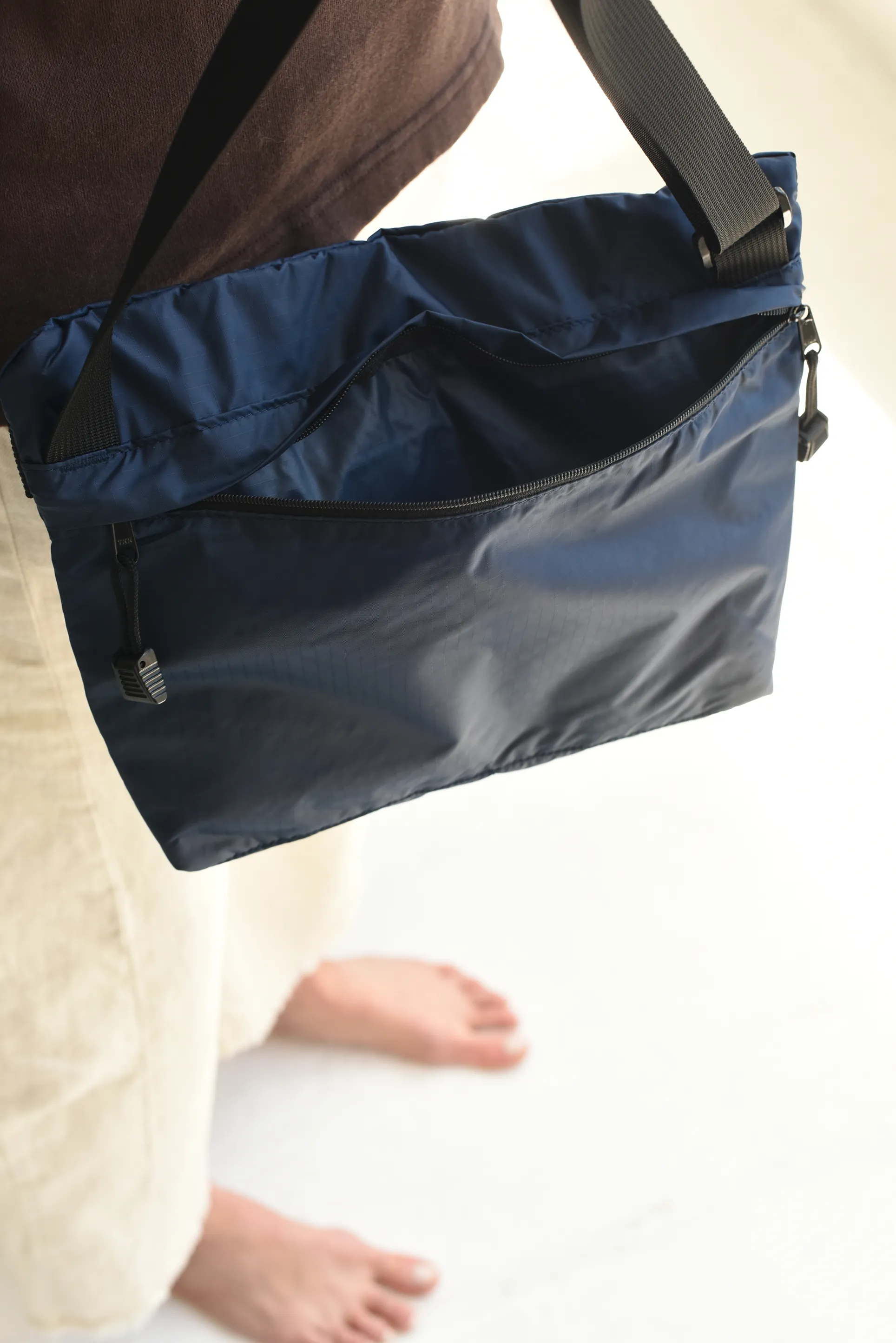 NAVY/BLACK (RN-CR-04)