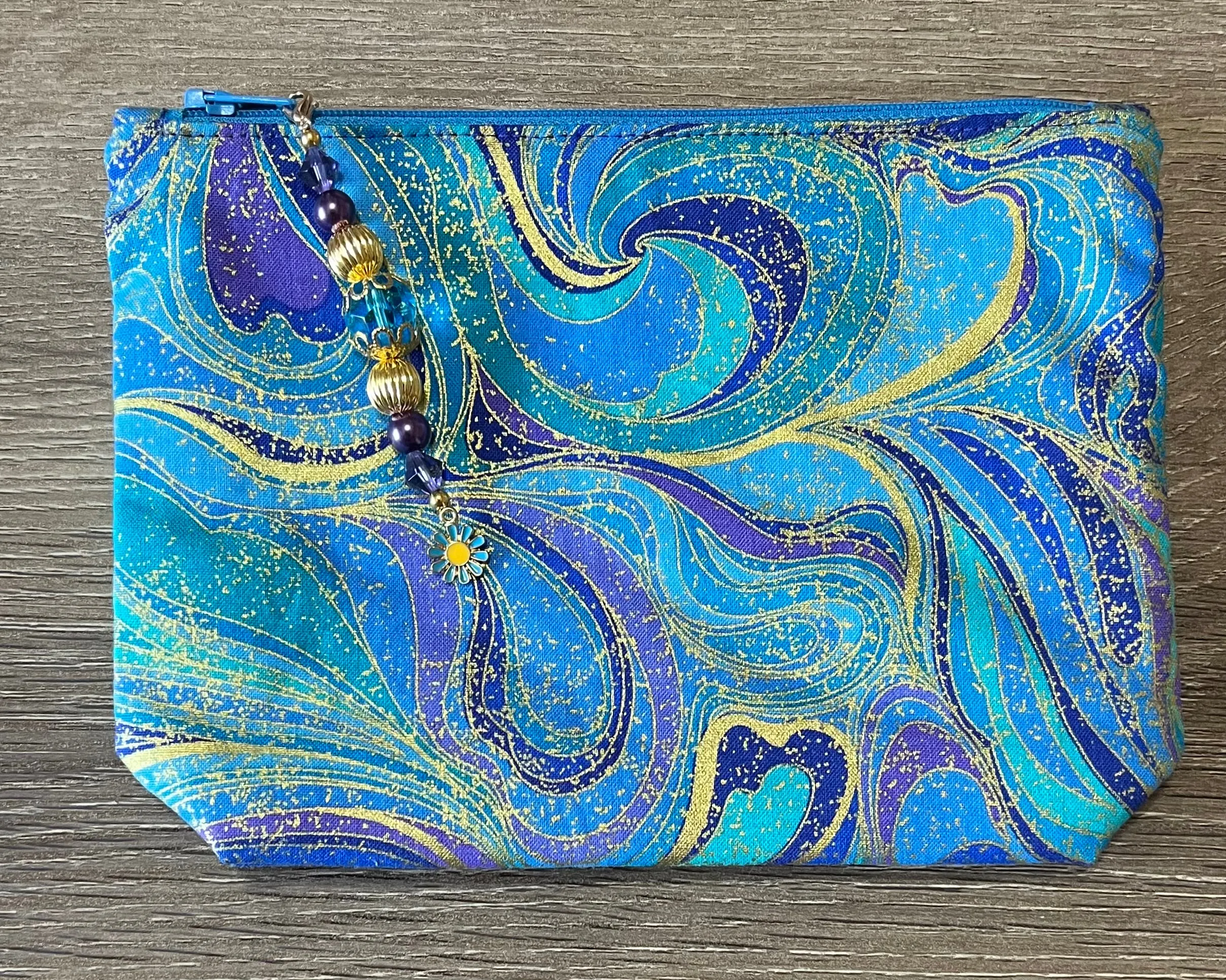 Peacock Pouch with boxed bottom - 19.5cm x 14cm with Zipper Charm