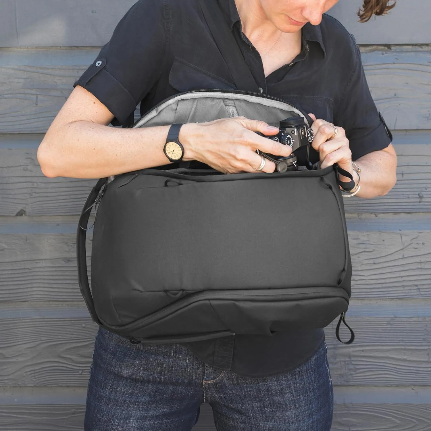 Peak Design Everyday Backpack Zip 15L Black, Carry-on Backpack with Laptop Sleeve (BEDBZ-15-BK-2)