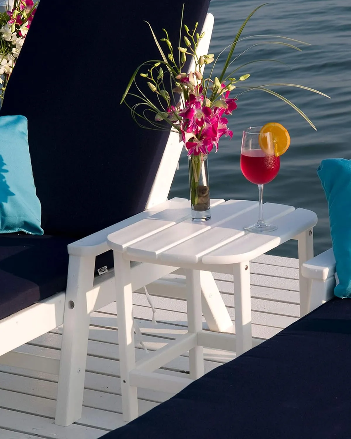 POLYWOOD SBT18LI South Beach 18" Outdoor Side Table, Lime