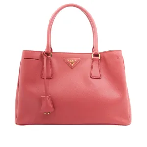Prada Leather Saffiano Galleria Tote Bag in Red