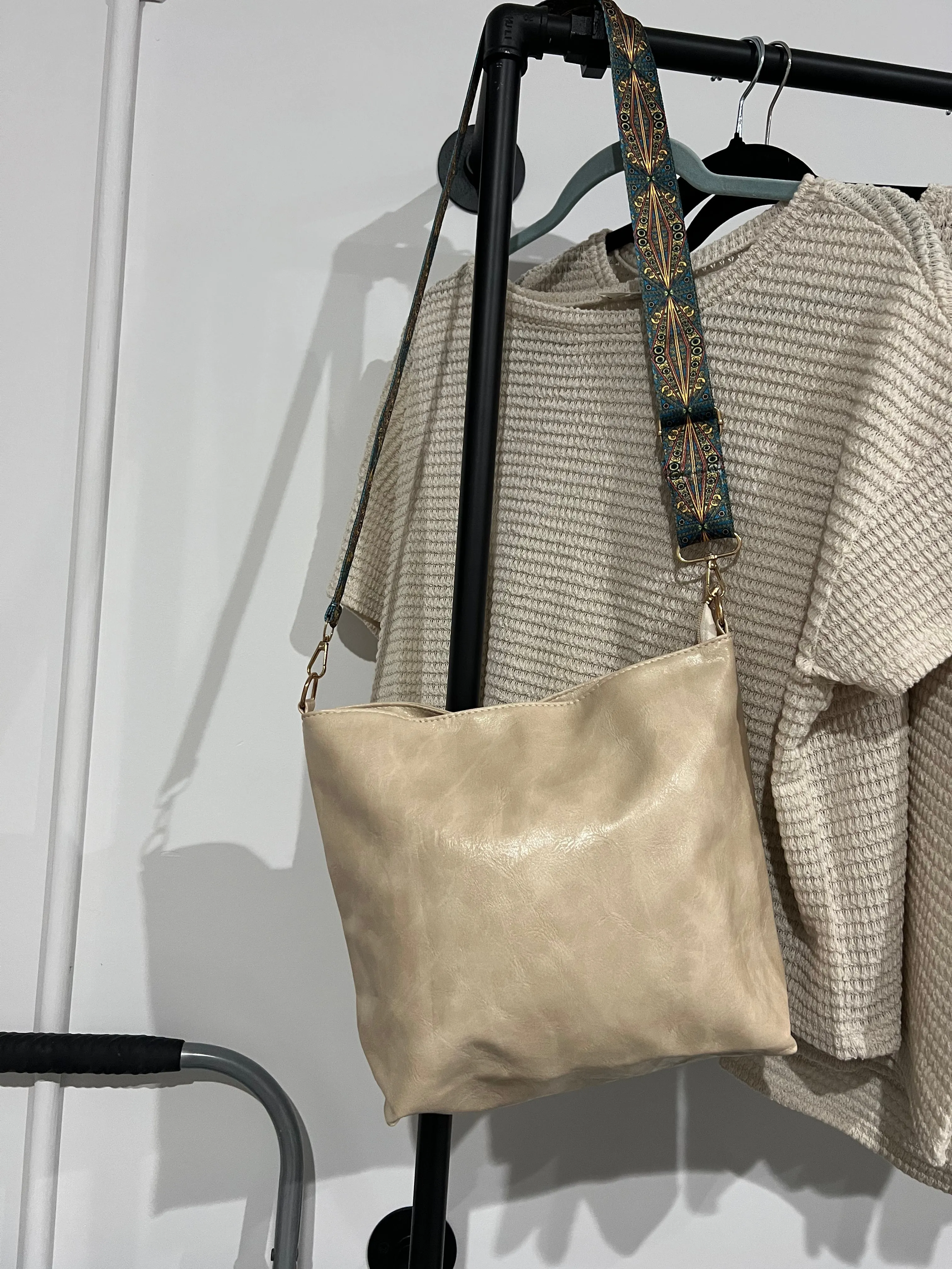 Retro Pattern Leather Crossbody