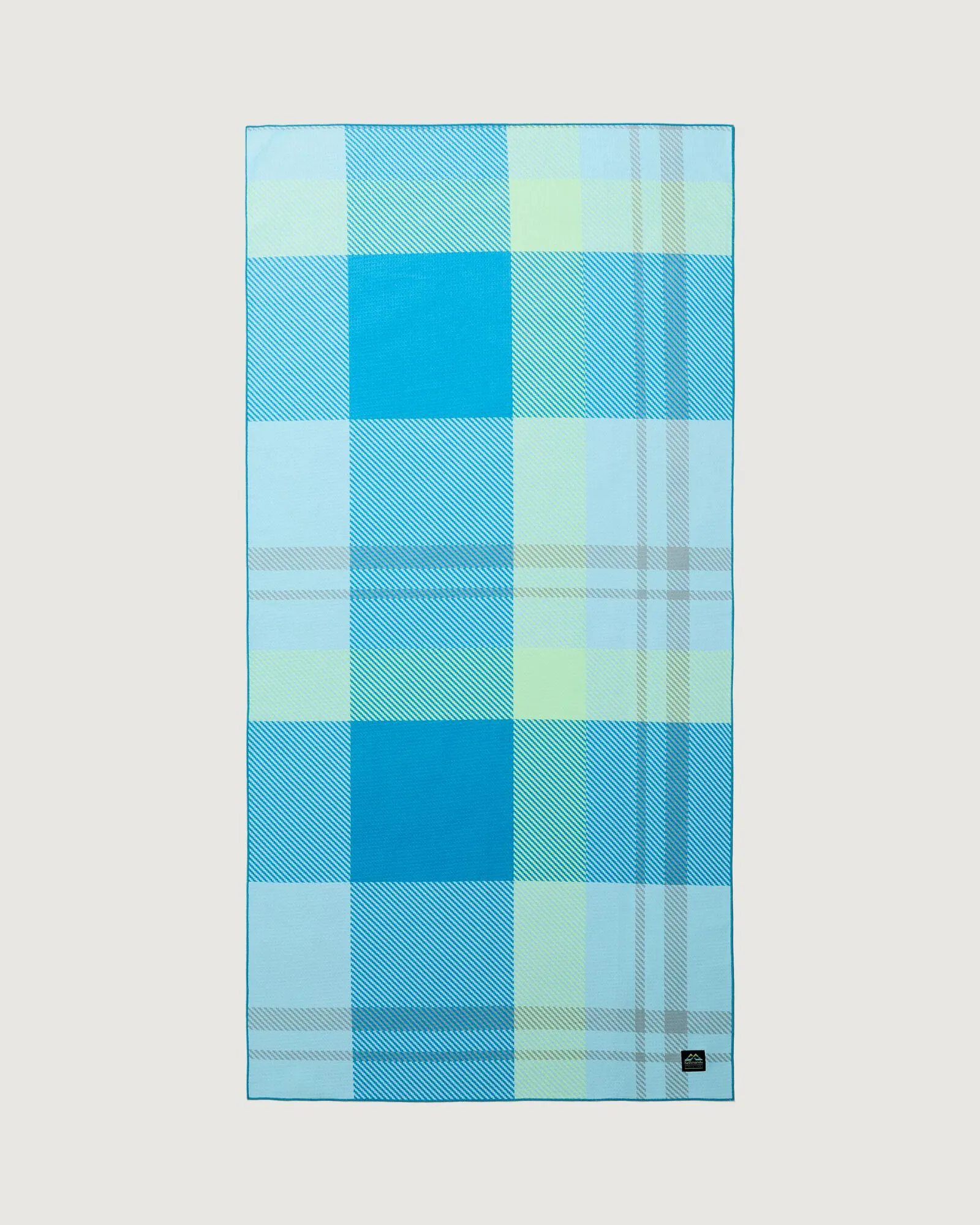 Roamer Sand Proof Beach Towel - Eddy Blanket Check