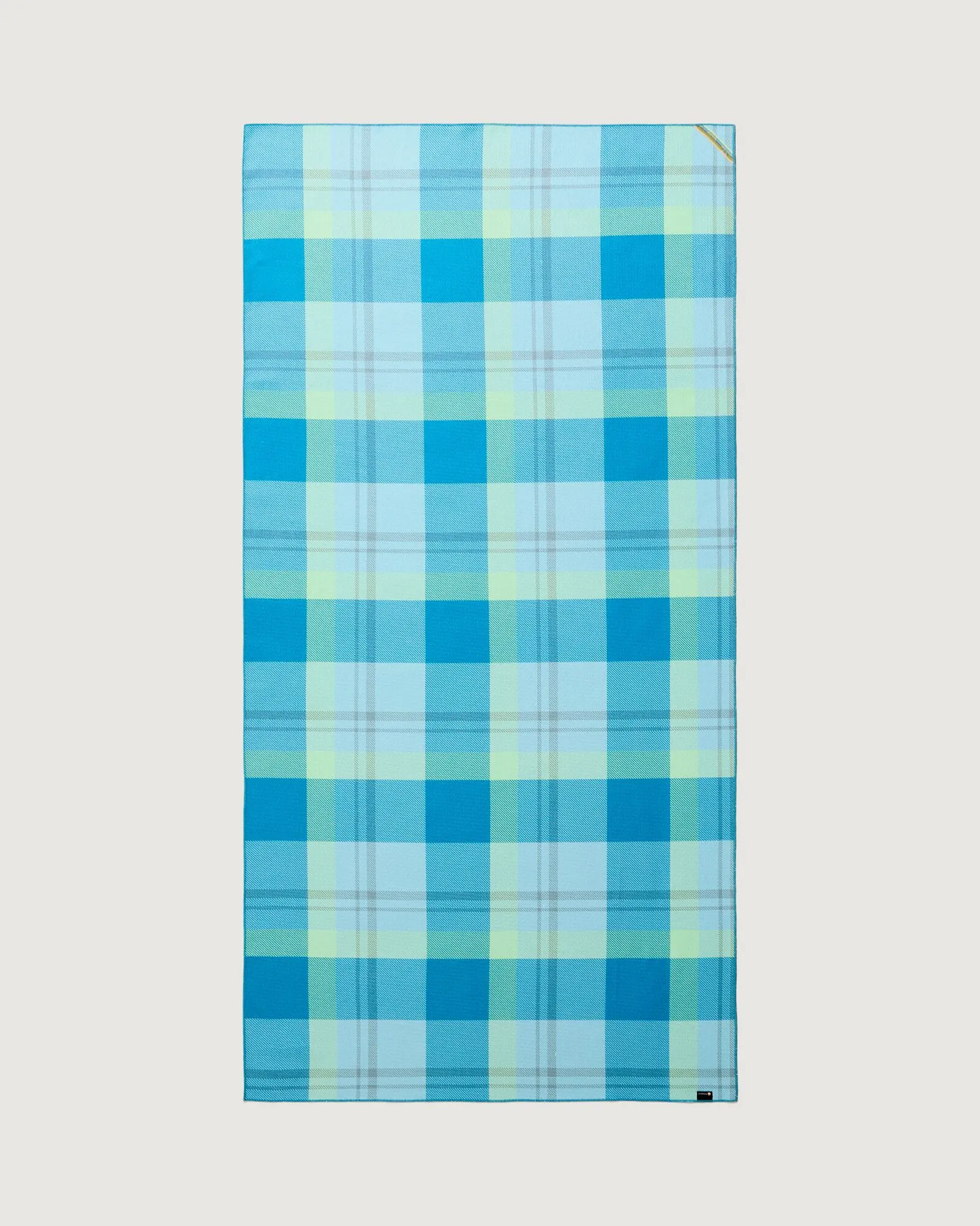 Roamer Sand Proof Beach Towel - Eddy Blanket Check