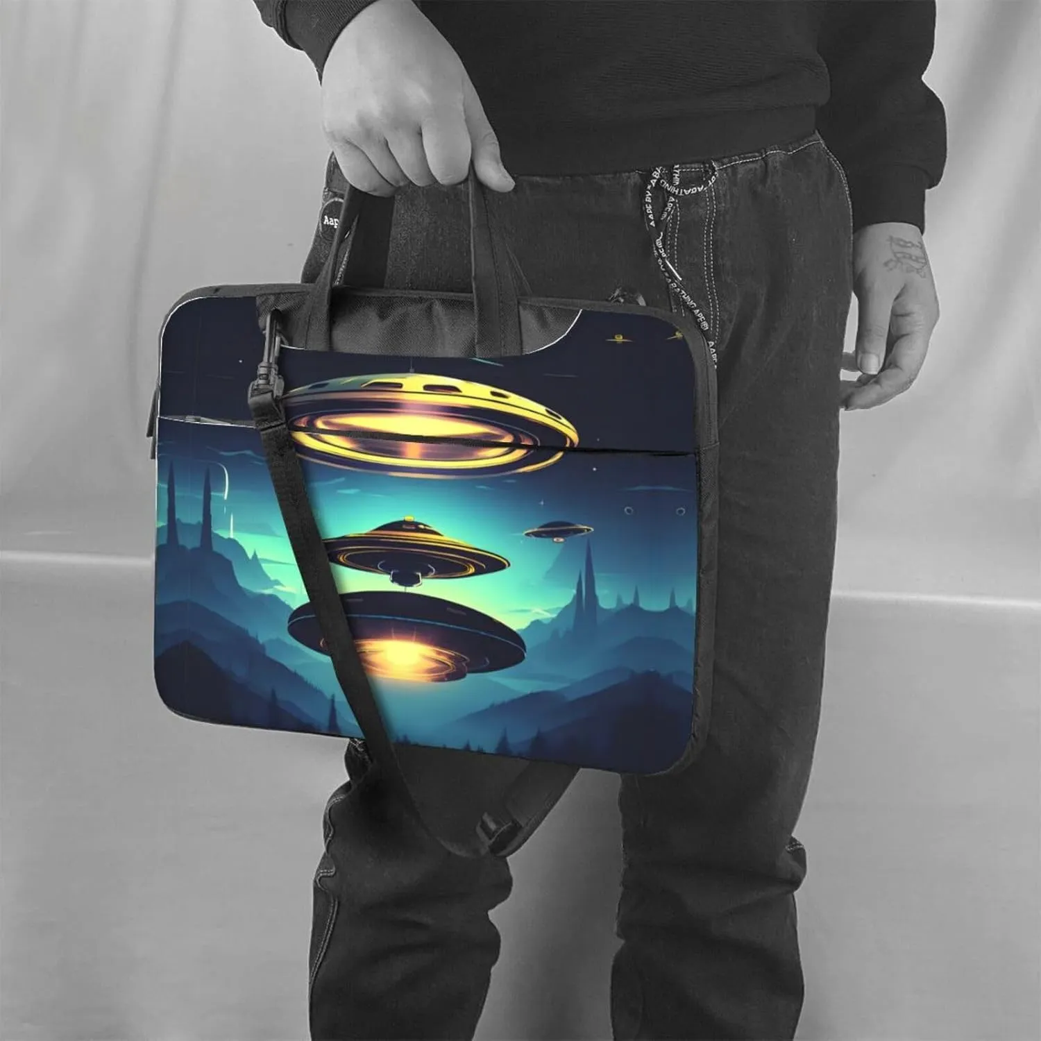 Spacecraft descend Pattern Laptop Bag - with Soft Interior, Multiple Pockets - Ideal for Men, Travel and Business