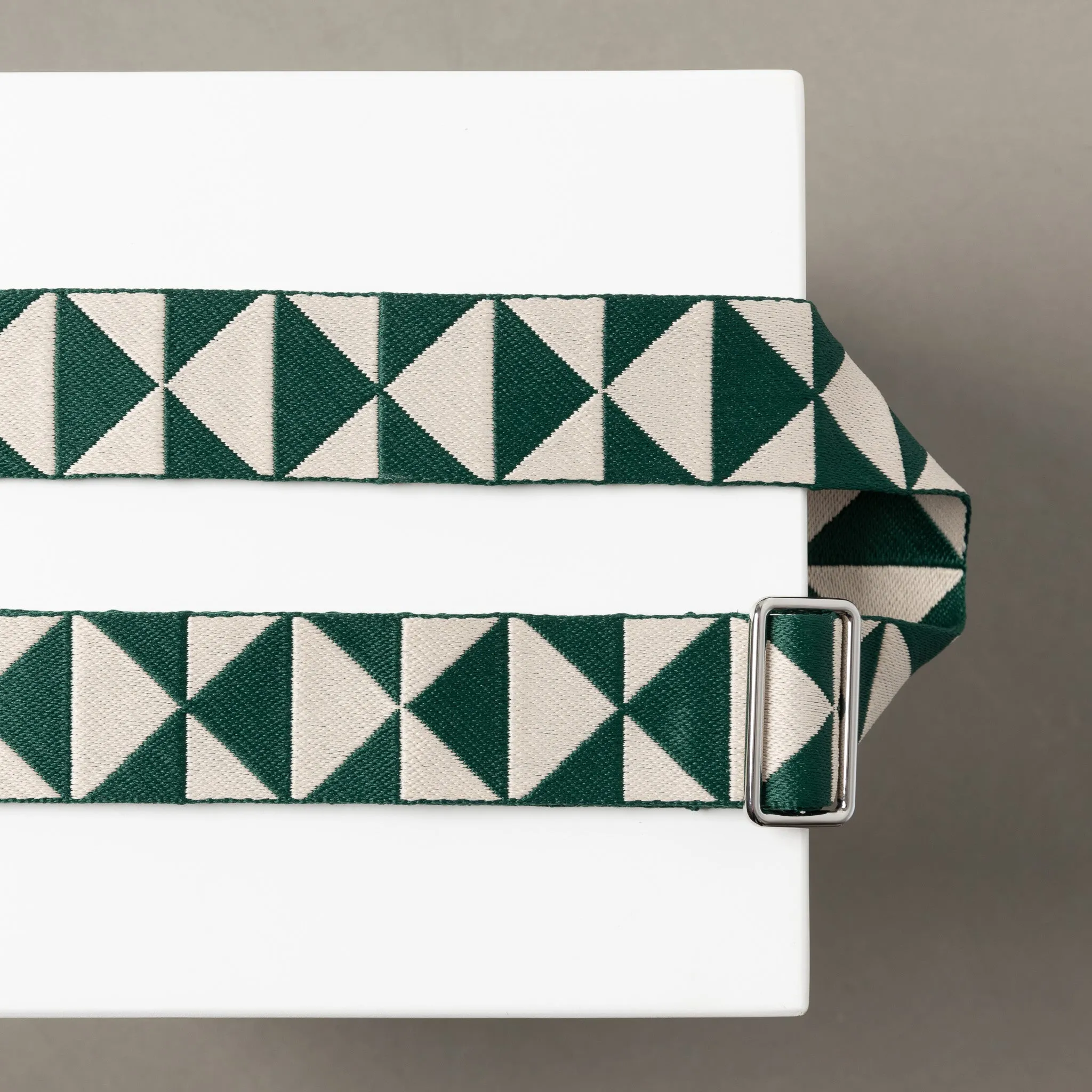 strap triangles green/sand - stone