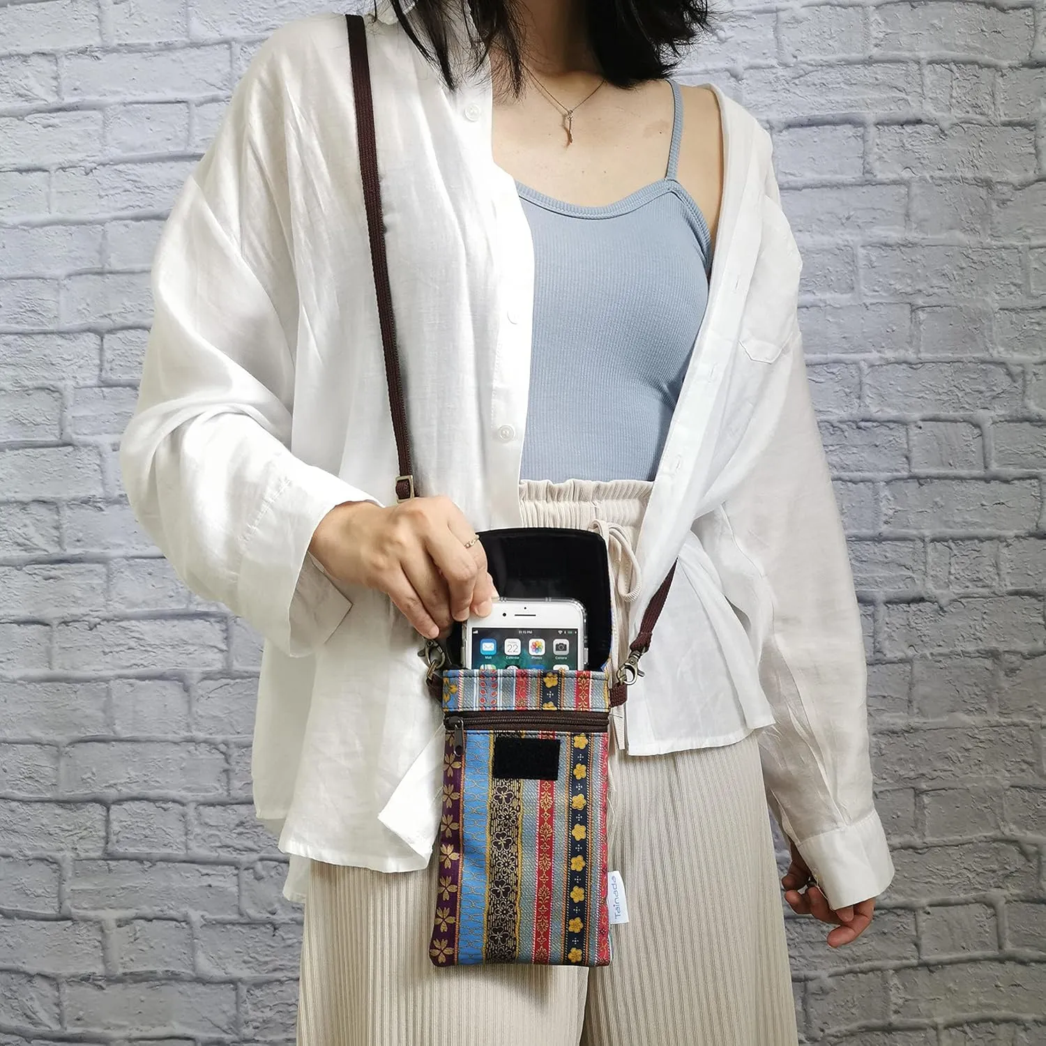 Tainada Crossbody Travel Phone Bag for Women, Small Shoulder Smartphone Touchscreen Wallet Purse Clutch Pouch w/Detachable Strap for iPhone 16/15 Pro; Samsung Galaxy S24 , A54, A35 (Folk Style)