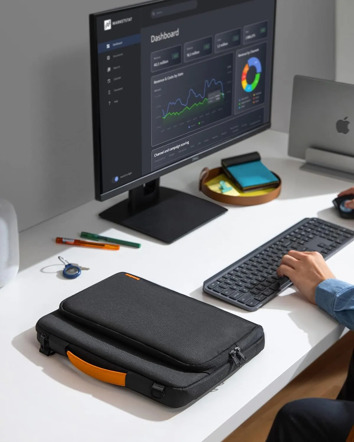 tomtoc 360 Protective Laptop Shoulder Bag for M4 MacBook Pro 16-inch M3/M2/M1 Pro/Max 2024-2019, The NEW RAZER BLADE 15/16, Dell Inspiron 16 Laptop, Water-Resistant Accessory Case