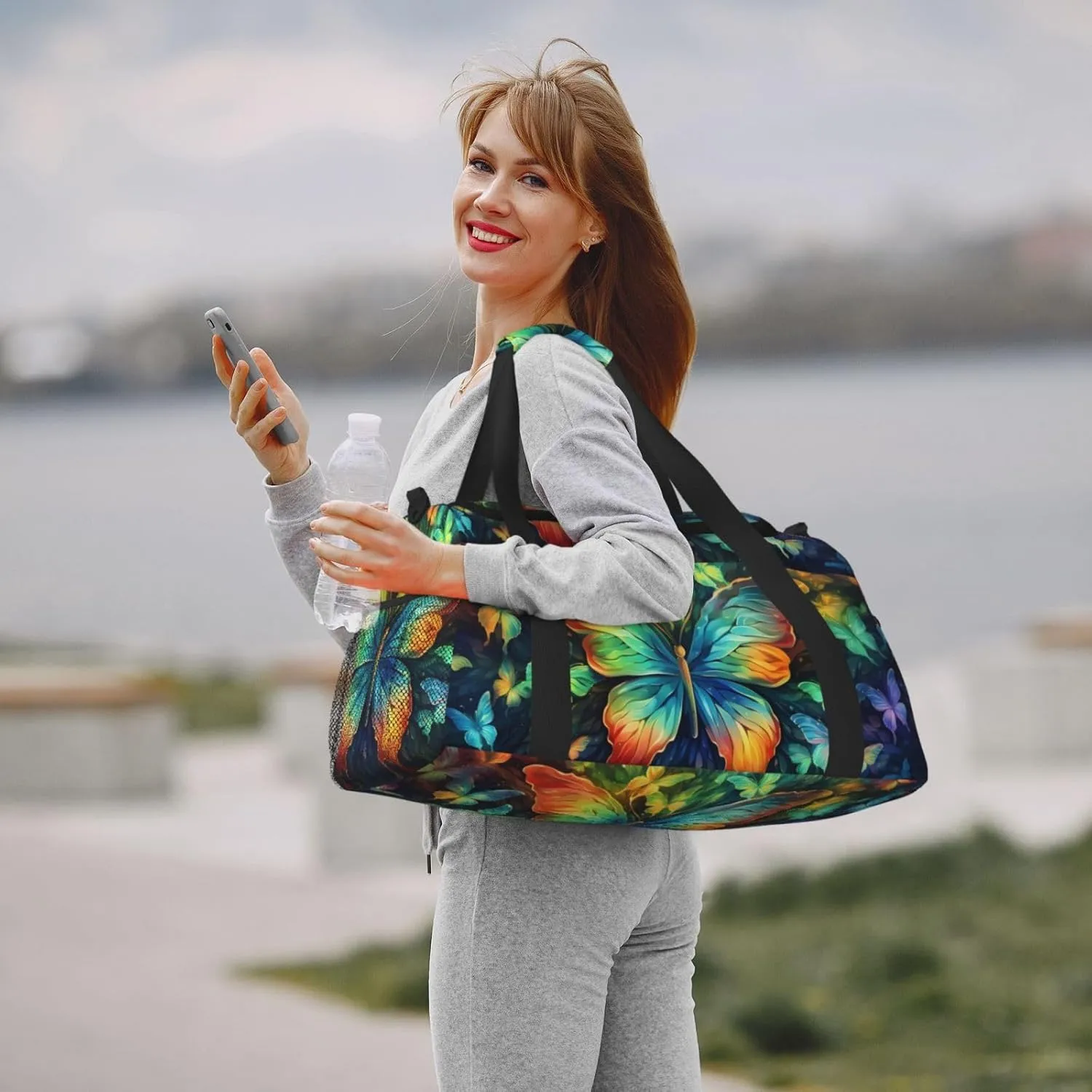 Travel Duffel Bag For Men Women, Colorful Butterflies Pattern Carry On Sport Gym Bag With Shoulder Strap Lightweight Waterproof Weekender Bag Overnight Bag