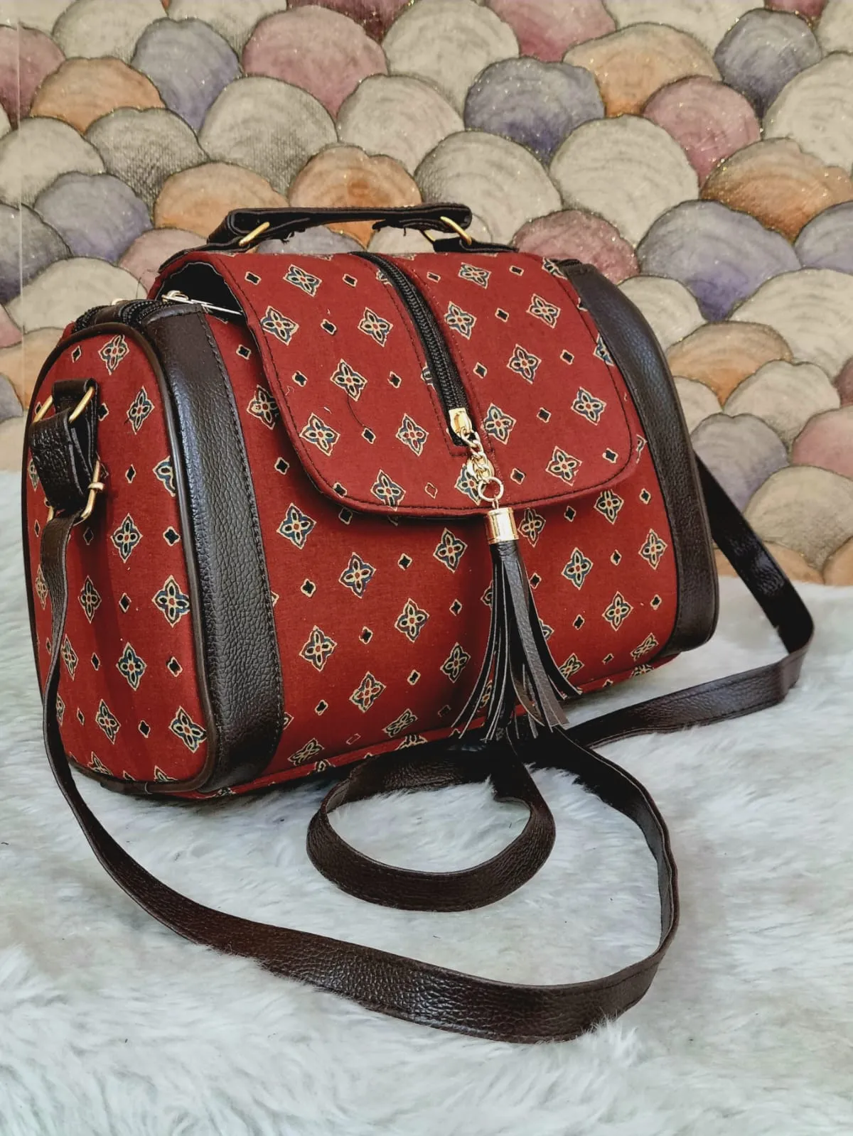 Vault Sling Bag