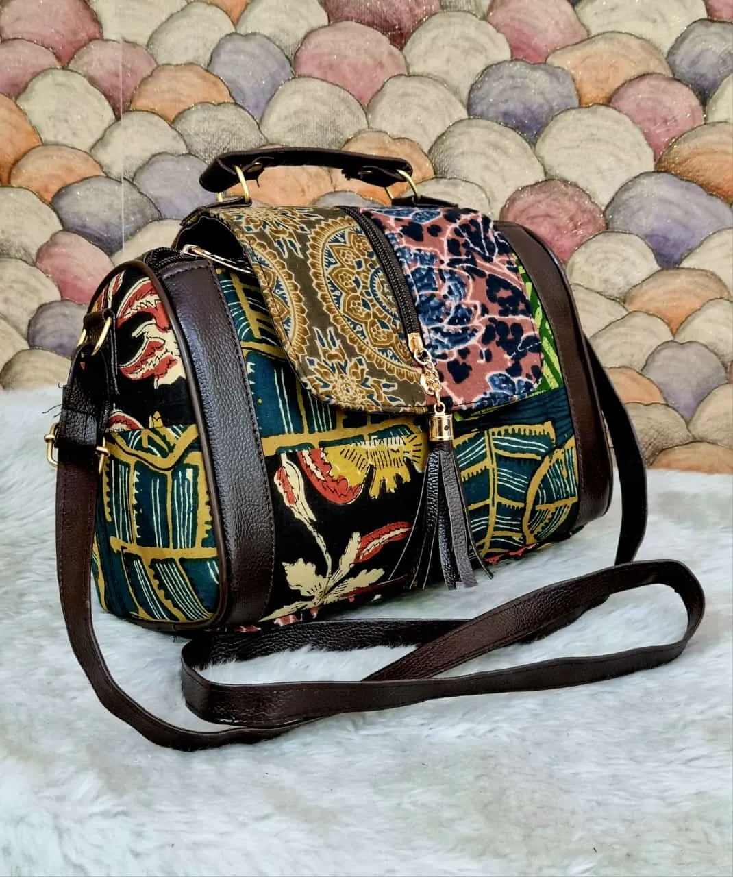 Vault Sling Bag