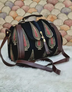 Vault Sling Bag