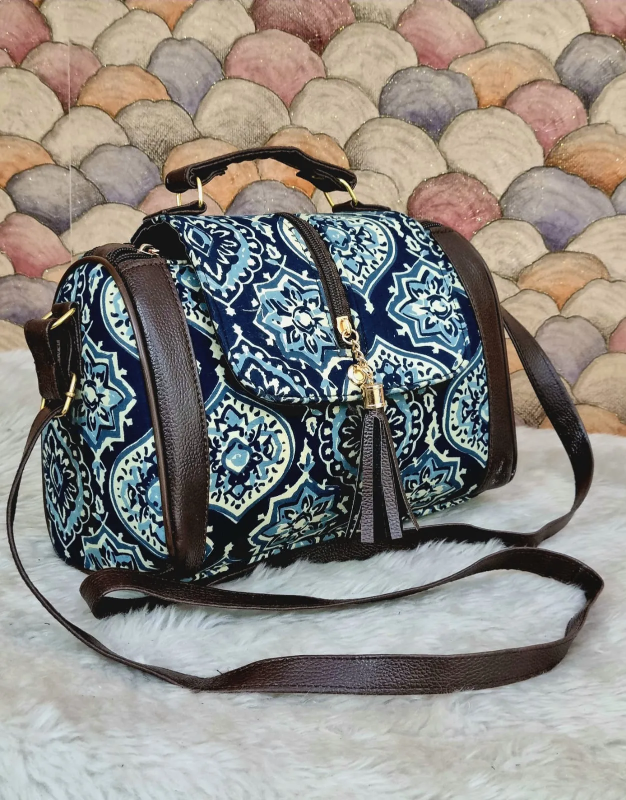 Vault Sling Bag
