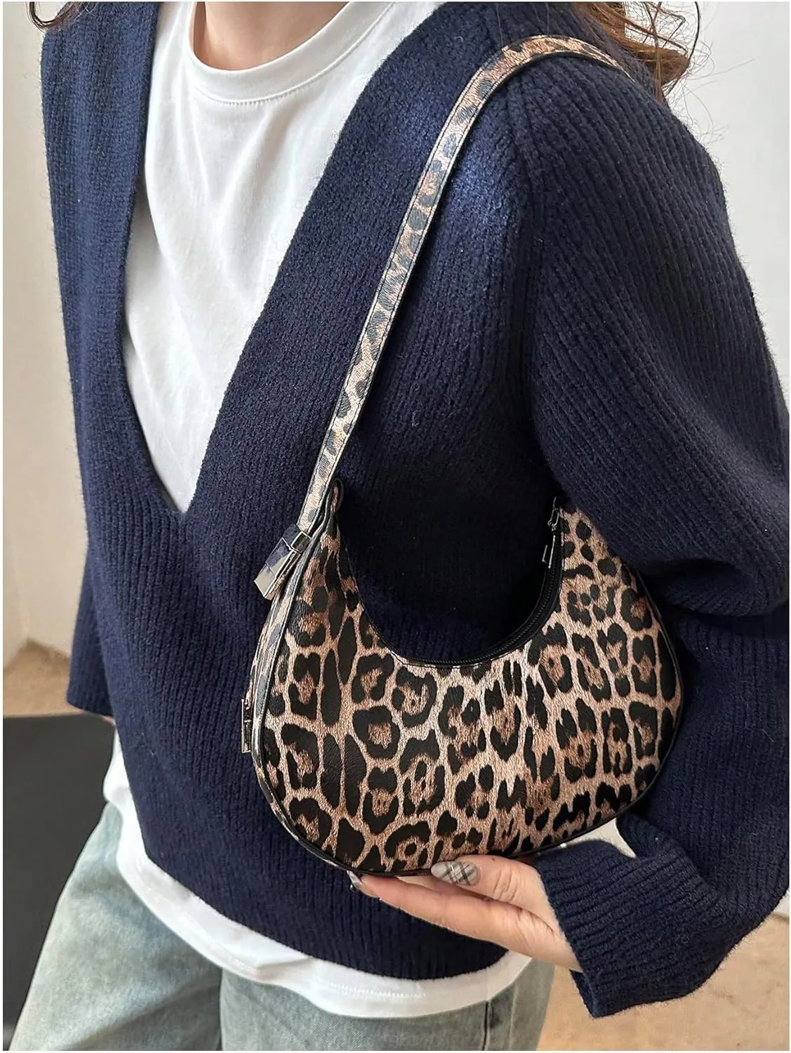 Women's Classic Shoulder Handbag Zip Top Adjustable Strap Clutch Purse Bag Retro Shoulder Tote Handbag